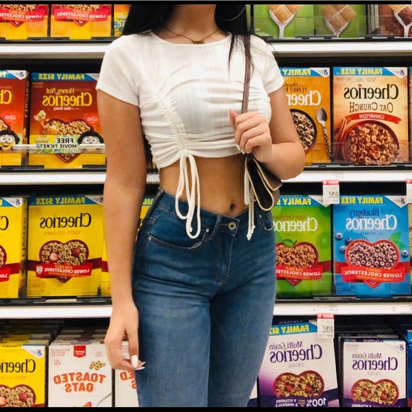 Meet your Posher, Antonette - Picture 1 of 1